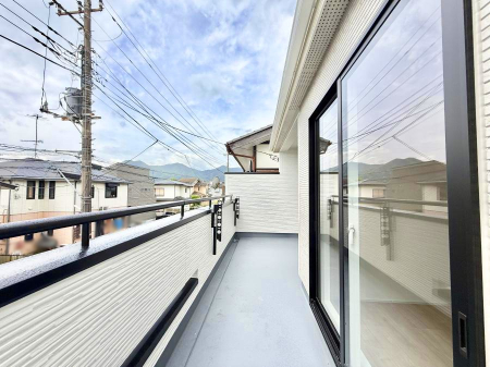 �o���R�j�[ ����