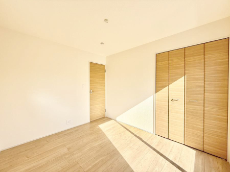 �Q�� ���������̔z�u��ʋC���̗ǂ��݌v�ŕ����̋�C�������炸�A��ɐV�N�ȋ�C������܂�