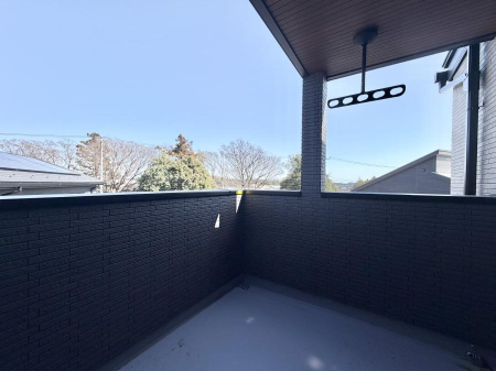 �o���R�j�[ ������ ���R��g�߂Ɋ�����A�J���I�ȃo���R�j�[