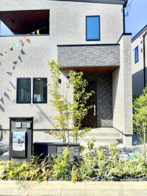 ���� �O�ρ� �Ƒ��ƃQ�X�g���₳�����}����A�S���܂錺��