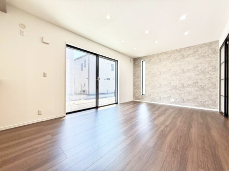 ���r���O ���������R�Ɖ�b�����܂��A�S�n�悢�ЂƂƂ�