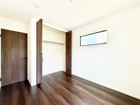 �q������ �������v���C�x�[�g��ԂƂ��ĐÂ��ŗ�������������񋟂��Ă���܂�