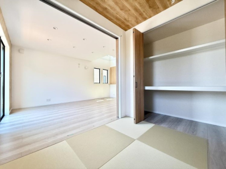 ���̑����� �����������������F�����̂������ŉ��₩�Ȏ��Ԃ��y���߂܂�