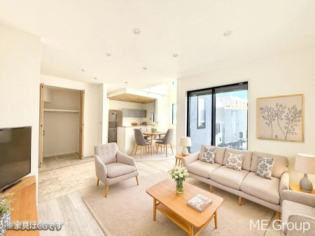 ���r���O ���������R�Ɖ�b�����܂��A�S�n�悢�ЂƂƂ�