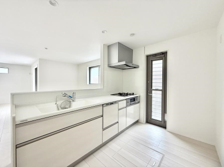 �L�b�`�� ��������b���[�܂�ΖʃL�b�`���I�Ƒ��Ƃ̉�b���͂��݂܂��I  