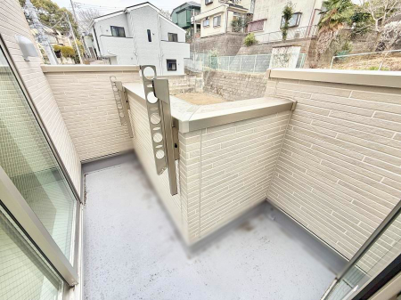 �o���R�j�[ ������ ��𒭂߂Ȃ���A�ق��ƈꑧ������ʂȋ��