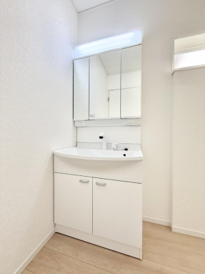 ���ʑ�E���ʏ� ����