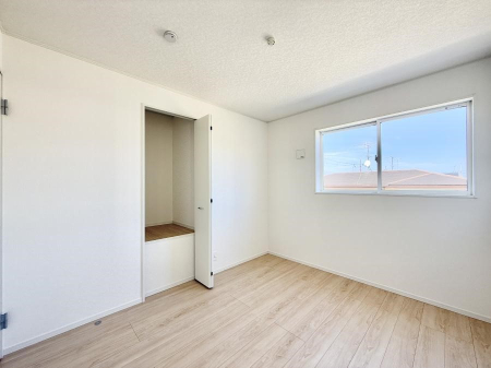 �q������ ����