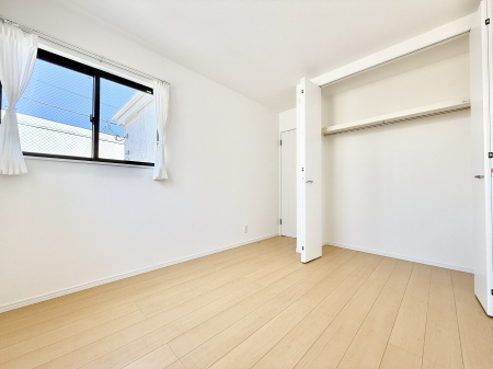 �q������ �������L���N���[�[�b�g�A���[�͑��������������ł��ˁI  