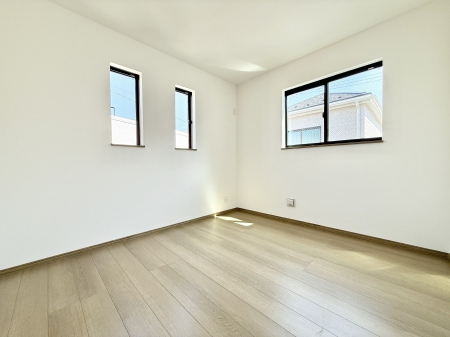 �Q�� ���������̔z�u��ʋC���̗ǂ��݌v�ŕ����̋�C�������炸�A��ɐV�N�ȋ�C������܂�