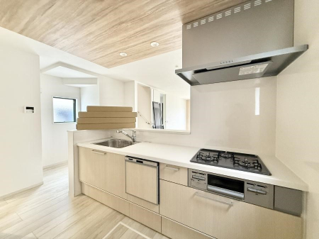 �L�b�`�� �����������������Ɗy�����Ȃ�A���K�ȃL�b�`�����