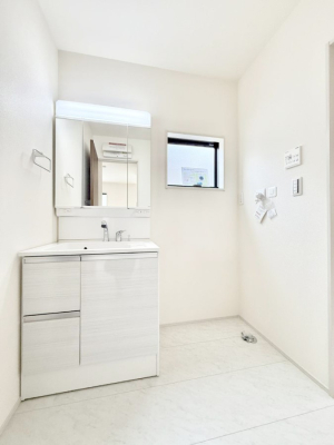 ���ʑ�E���ʏ� ����