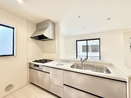 �L�b�`�� ����