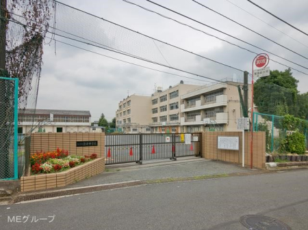 ���ӊ� ���w�Z 1100m ���l�s���V�䒆�w�Z