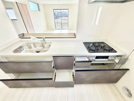 �L�b�`�� ���������[�͖L�x�ȃV�X�e���L�b�`���ł��I