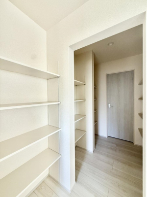 ���[ ����