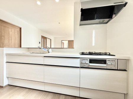 �L�b�`�� �������V���v���Ŕ������S�n�悢���Ԃ𐶂ރL�b�`�����