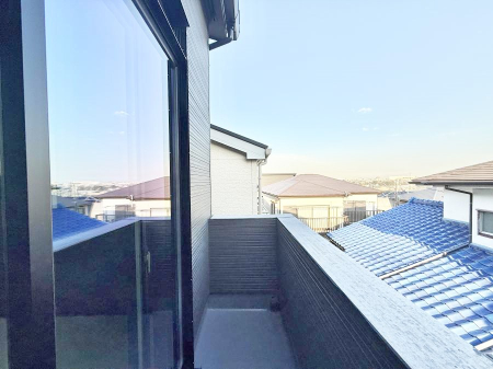 �o���R�j�[ ������ �G�߂̈ڂ낢����������J���I�ȋ�Ԃł�