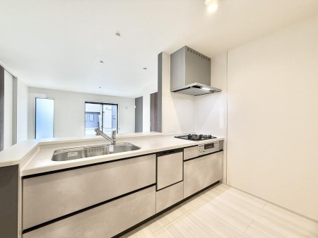 �L�b�`�� �������V���v���Ŕ������S�n�悢���Ԃ𐶂ރL�b�`�����