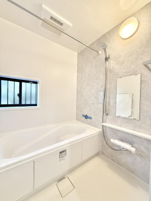 ���� �������A������芰����o�X���[��