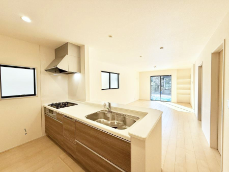 �L�b�`�� ����