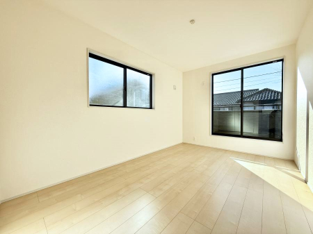 �q������ ����