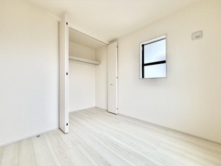 �q������ �ǂ��ɂȂɂ�u�����y���݂Ȏ����̂�����  