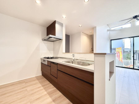 �L�b�`�� ��������b���[�܂�ΖʃL�b�`���I�Ƒ��Ƃ̉�b���͂��݂܂��I  