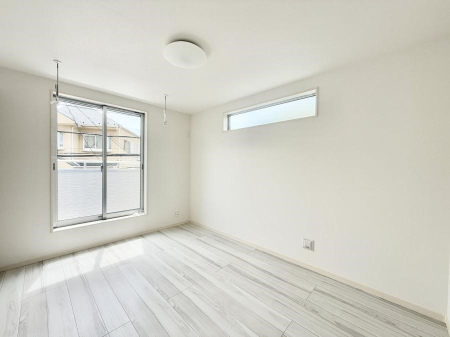 �q������ �������傫�ȑ��͊J����������A���邳�ʕ��o�b�`���ł�  