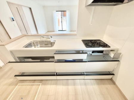 �L�b�`�� �������Ƒ����J��[�߂�A������̂���L�b�`��