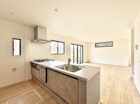 �L�b�`�� ���邳�ƊJ���������Ղ�ȃL�b�`���I  