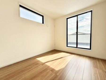 ���̑����� 2�ʍ̌��Ŗ��邢�����I  