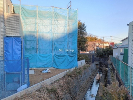 ���n�O�ώʐ^ �O�ρ��V������炵���n�܂�ꏊ�ŁA�Ƒ����J��[�߂�