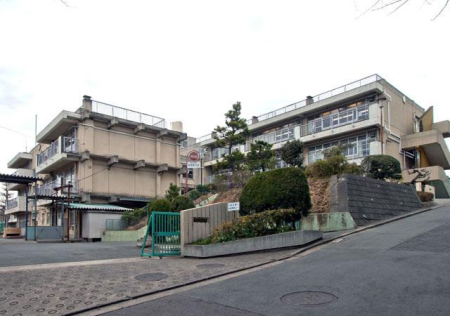 ���ӊ� ���w�Z 1600m ���l�s�����Ò��w�Z