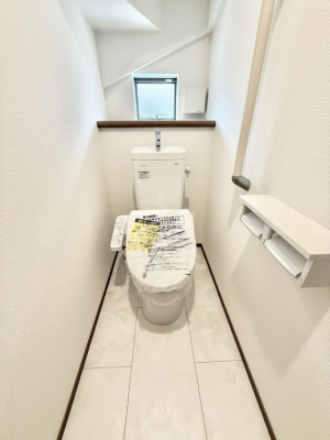 �g�C�� ���邭����������g�C��