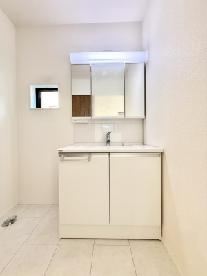 ���ʑ�E���ʏ� ����