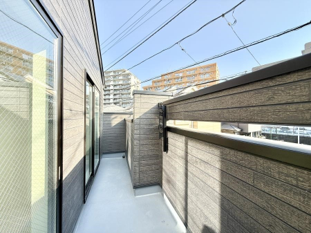 �o���R�j�[ ����