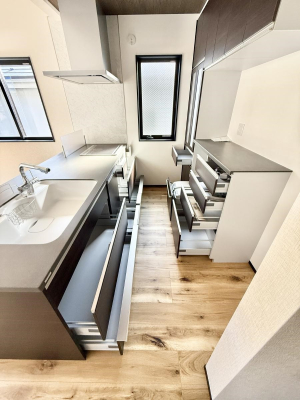 ���̑����� �������Ƌ��u���Ă��������߂�����L���̃��r���O  