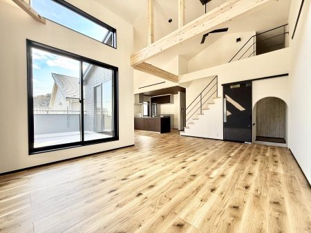 ���r���O ���������R�Ɖ�b�����܂��A�S�n�悢�ЂƂƂ�