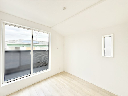 ���̑����� �傫�ȑ��͊J����������A���邳�ʕ��o�b�`���ł�  