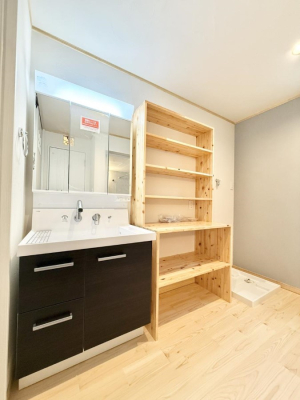 ���ӊ� �a�@ 1200m ���݂���@