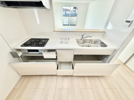 �L�b�`�� �������Ƒ����J��[�߂�A������̂���L�b�`��