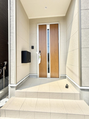 ���� �O�ρ� �V���v���Ŕ������A�Z�܂��̑���ۂ��ʂ錺�ւł�