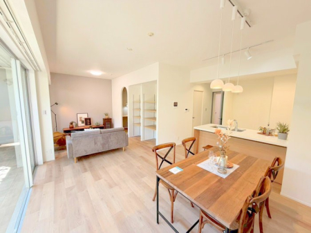 ���r���O �������S���������ꏊ�A�������߂����郊�r���O