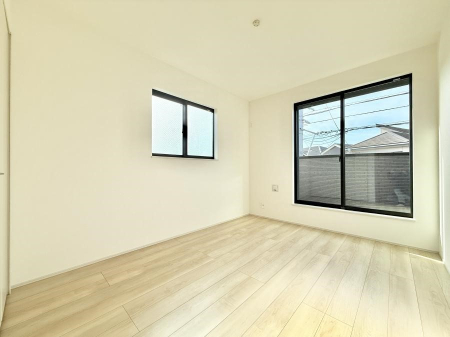 �Q�� ���������̔z�u��ʋC���̗ǂ��݌v�ŕ����̋�C�������炸�A��ɐV�N�ȋ�C������܂�