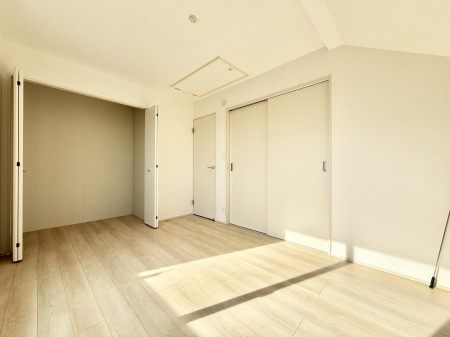 �q������ �������v���C�x�[�g��ԂƂ��ĐÂ��ŗ�������������񋟂��Ă���܂�