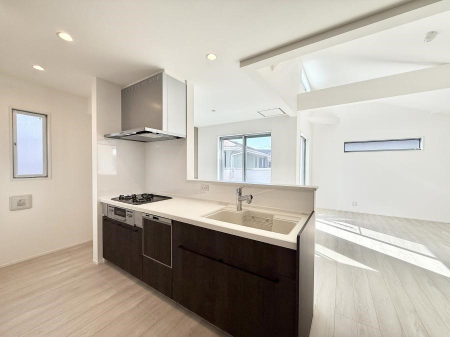 �L�b�`�� ���邳�ƊJ���������Ղ�ȃL�b�`���I  