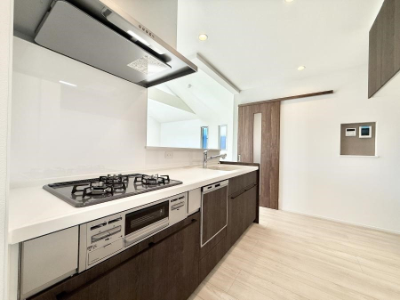 �L�b�`�� �L�b�`���X�y�[�X���������I  