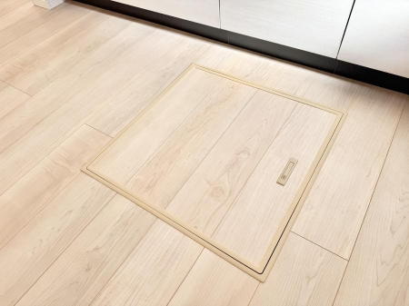 ���̑����� �ݔ����B�ꂽ���[�X�y�[�X�ŉƑS�̂��X�b�L��