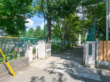 ���ӊ� ���w�Z 680m �������s����O���w�Z